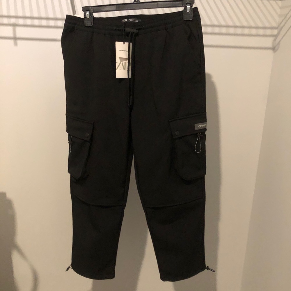 NWT Zara Men’s Cargo Pants size Medium M black